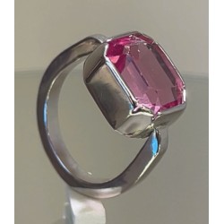 Anillo Octogonal Cuarzo Rosa Facetado