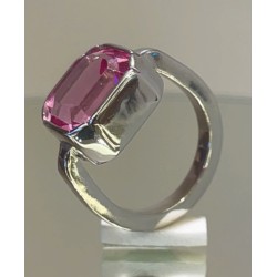 Anillo Octogonal Cuarzo Rosa Facetado