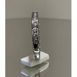 Fine Line Zircon Ring