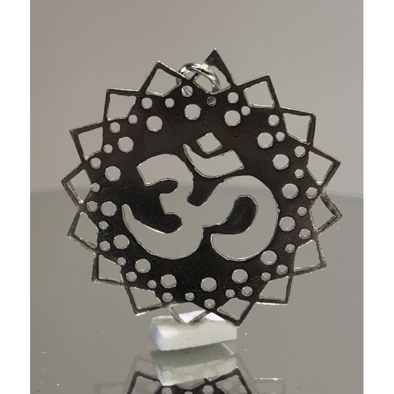 OM Star Pendant